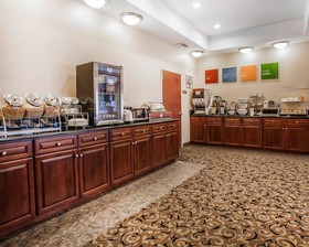 Comfort Suites