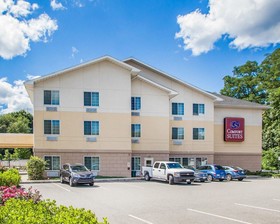 Comfort Suites