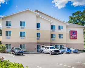 Comfort Suites