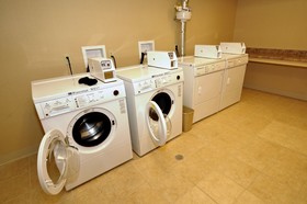 Comfort Suites