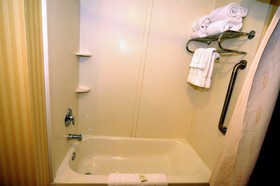 Comfort Suites