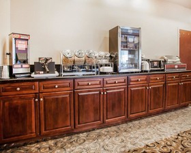 Comfort Suites