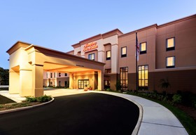 Hampton Inn & Suites Mahwah