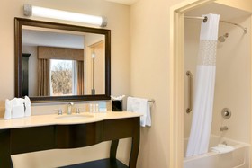 Hampton Inn & Suites Mahwah