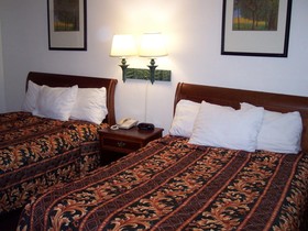 Shore Hills Motel