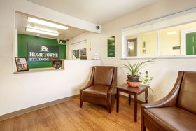 HomeTowne Studios Philadelphia - Maple Shade, NJ