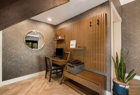 The Hub Middletown: A Best Western Signature Hotel