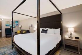 The Hub Middletown: A Best Western Signature Hotel