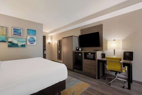 The Hub Middletown: A Best Western Signature Hotel