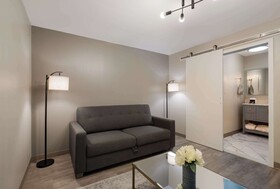 The Hub Middletown: A Best Western Signature Hotel