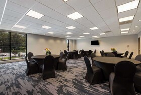 The Hub Middletown: A Best Western Signature Hotel
