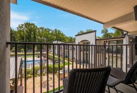 The Hub Middletown: A Best Western Signature Hotel