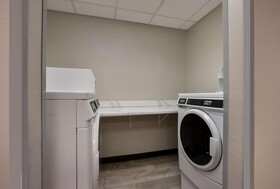 The Hub Middletown: A Best Western Signature Hotel