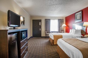 Quality Inn & Suites Millville Vineland
