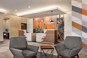 La Quinta Inn & Suites By Wyndham Mount Laurel Moorestown
