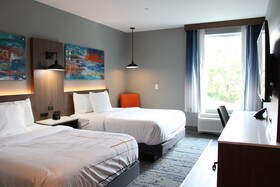 La Quinta Inn & Suites By Wyndham Mount Laurel Moorestown