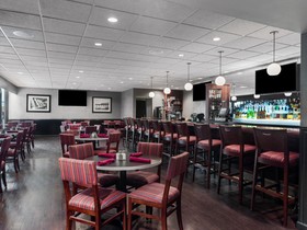 DoubleTree by Hilton Newark Penn Station