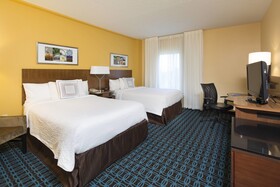 Fairfield Inn & Suites Newark Liberty International Airport