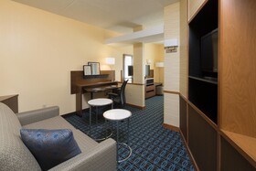 Fairfield Inn & Suites Newark Liberty International Airport