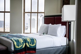 Hotel Indigo Newark Downtown
