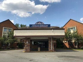 Howard Johnson by Wyndham Newark Airport