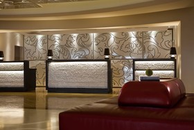 Renaissance Newark Airport