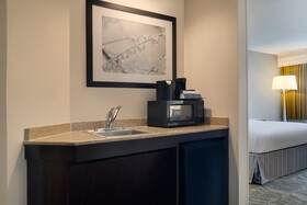 SpringHill Suites by Marriott Newark Liberty International Airport