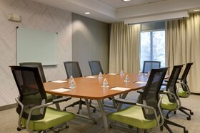 SpringHill Suites by Marriott Newark Liberty International Airport