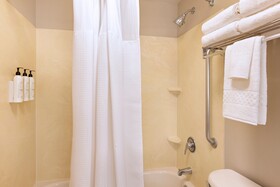SpringHill Suites by Marriott Newark Liberty International Airport