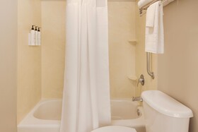 SpringHill Suites by Marriott Newark Liberty International Airport