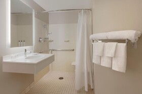 SpringHill Suites by Marriott Newark Liberty International Airport