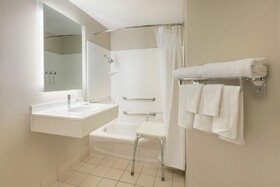 SpringHill Suites by Marriott Newark Liberty International Airport