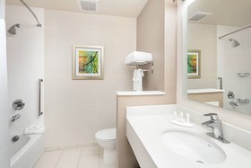 Fairfield Inn & Suites North Bergen