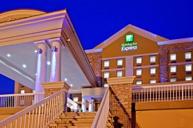 Days Hotel by Wyndham North Bergen /NYC Area