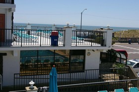 Aloha Oceanfront Motel