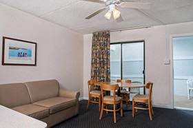 Harbor Light Family Resort