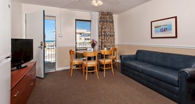 Harbor Light Family Resort