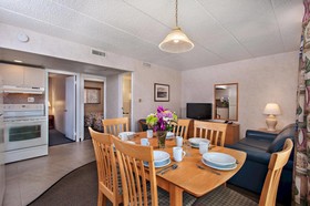 Harbor Light Family Resort