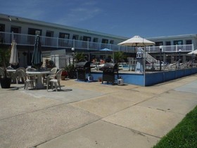 Surf 16 Motel