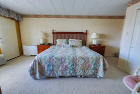 Forum Motor Inn