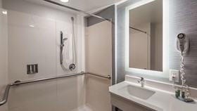 Best Western Paramus Hotel & Suites