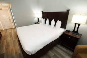 Best Western Paramus Hotel & Suites