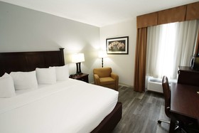 Best Western Paramus Hotel & Suites