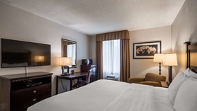 Best Western Paramus Hotel & Suites