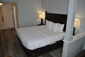 Best Western Paramus Hotel & Suites