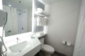 Best Western Paramus Hotel & Suites
