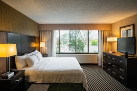 Embassy Suites by Hilton Piscataway Somerset