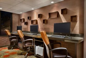 Embassy Suites by Hilton Piscataway Somerset