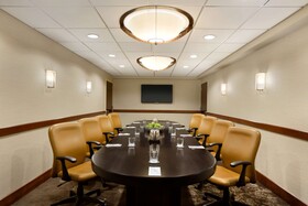 Embassy Suites by Hilton Piscataway Somerset