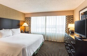 Embassy Suites by Hilton Piscataway Somerset